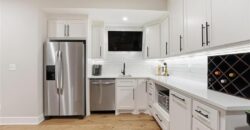 7160 N National Drive, Parkville, MO 64152