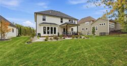 7160 N National Drive, Parkville, MO 64152