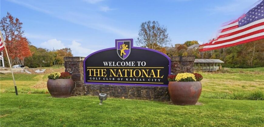 7160 N National Drive, Parkville, MO 64152