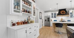 7160 N National Drive, Parkville, MO 64152