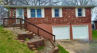208 Carla Street, Excelsior Springs, MO 64024