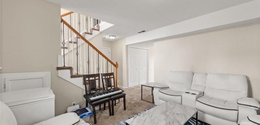 1405 NE 196th Street, Smithville, MO 64089