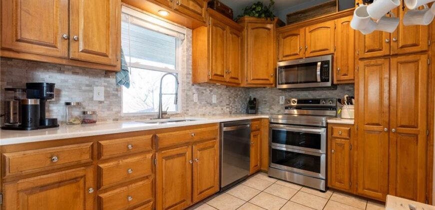 620 Liberty Road, Smithville, MO 64089