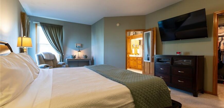 620 Liberty Road, Smithville, MO 64089