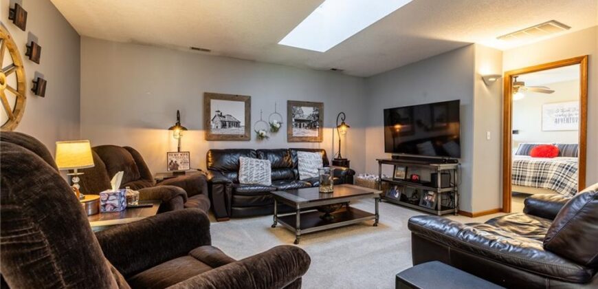 620 Liberty Road, Smithville, MO 64089