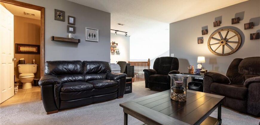 620 Liberty Road, Smithville, MO 64089