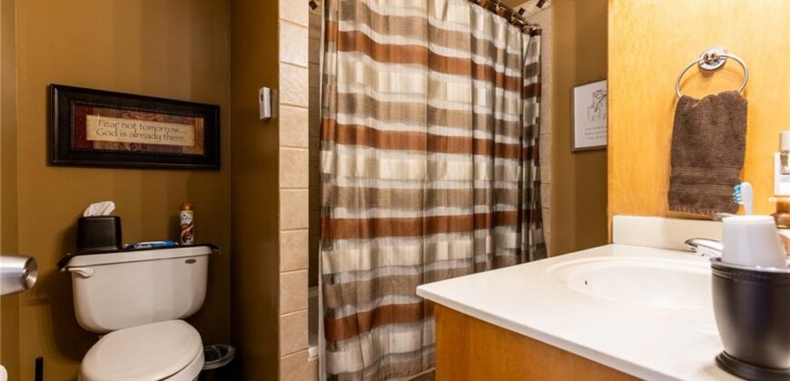 620 Liberty Road, Smithville, MO 64089