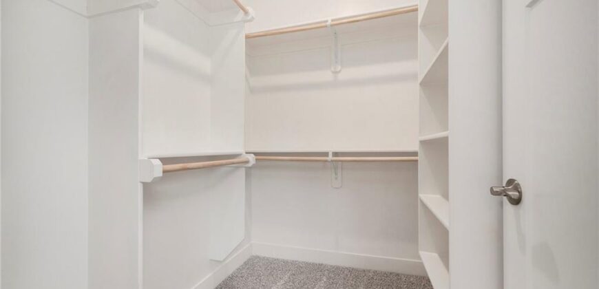 519 Hawthorne Street, Smithville, MO 64089