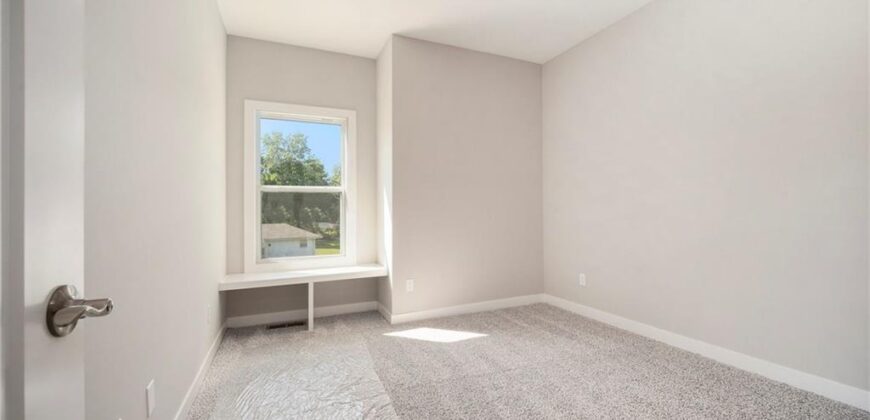 519 Hawthorne Street, Smithville, MO 64089