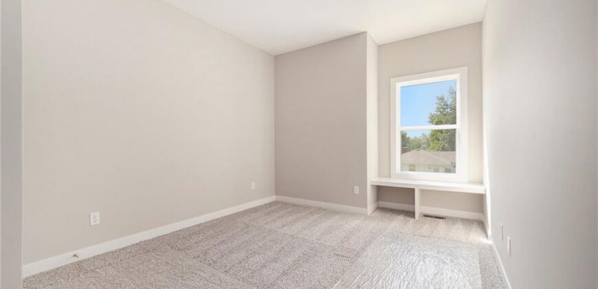 519 Hawthorne Street, Smithville, MO 64089