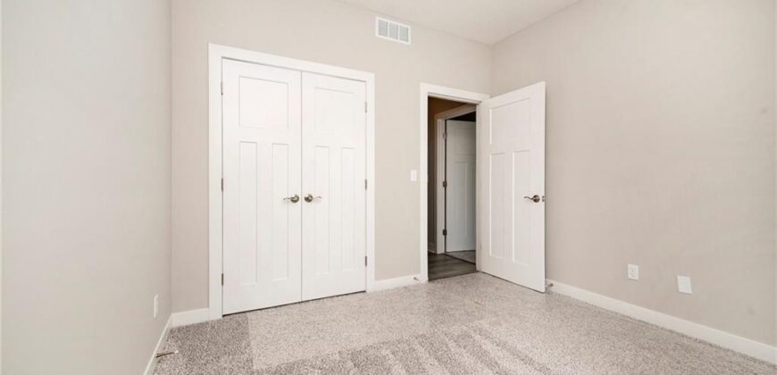 519 Hawthorne Street, Smithville, MO 64089