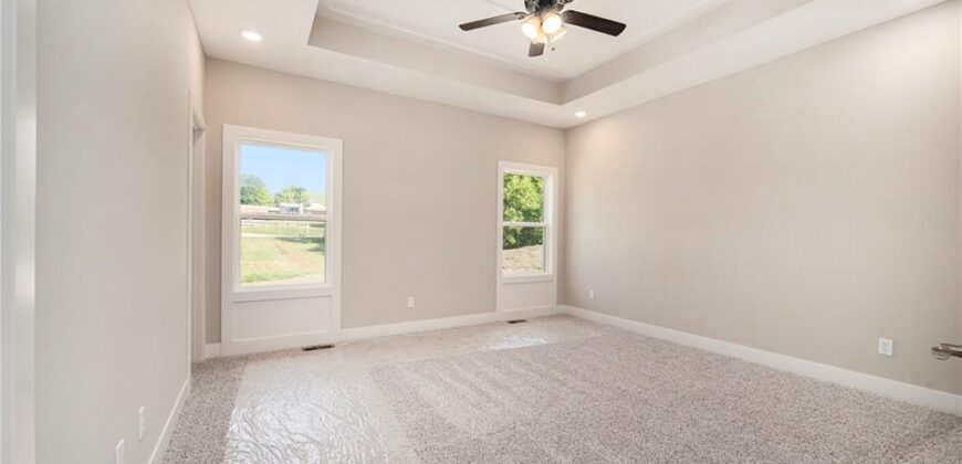 519 Hawthorne Street, Smithville, MO 64089