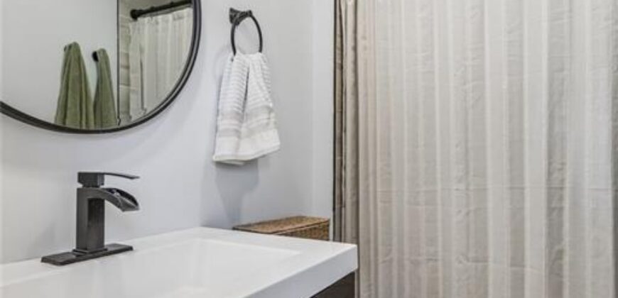 7316 NW 78th Street, Kansas City, MO 64152