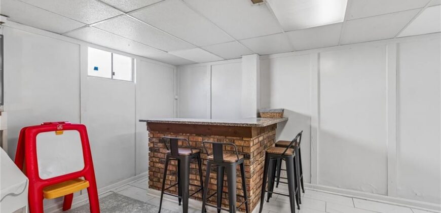 7316 NW 78th Street, Kansas City, MO 64152