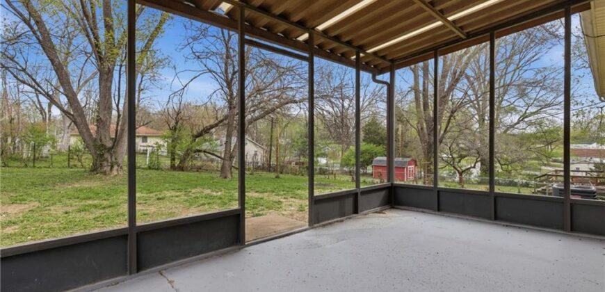 4540 NE 44TH Terrace, Kansas City, MO 64117