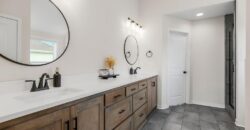 10505 N Flora Avenue, Kansas City, MO 64155