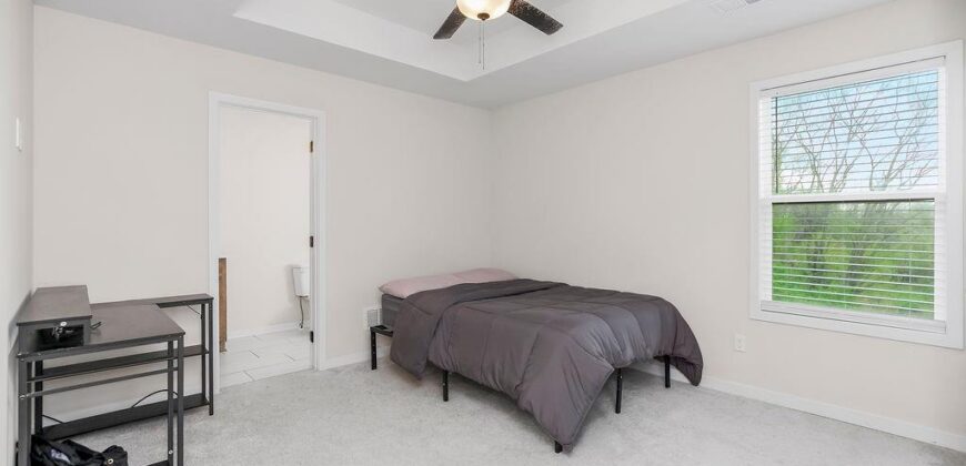 10505 N Flora Avenue, Kansas City, MO 64155