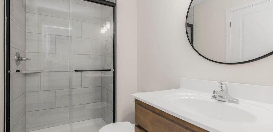 10505 N Flora Avenue, Kansas City, MO 64155