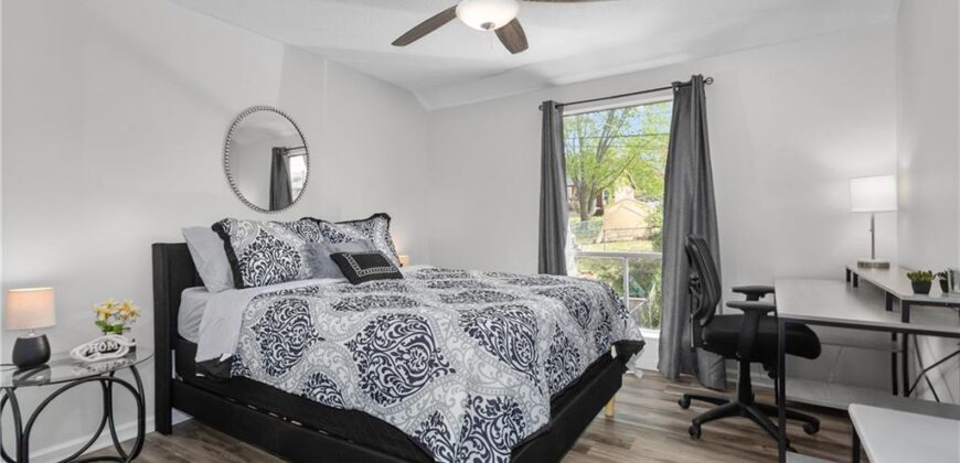 421 NE 90th Terrace, Kansas City, MO 64155