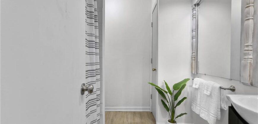 421 NE 90th Terrace, Kansas City, MO 64155