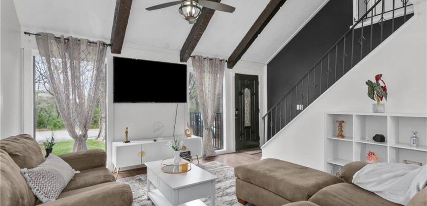 421 NE 90th Terrace, Kansas City, MO 64155