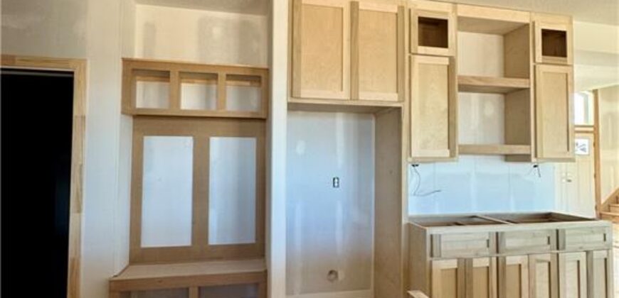 10316 N Smalley Drive, Kansas City, MO 64157