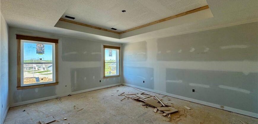 10316 N Smalley Drive, Kansas City, MO 64157