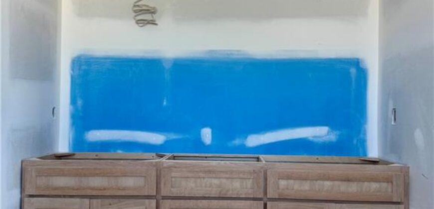 10316 N Smalley Drive, Kansas City, MO 64157