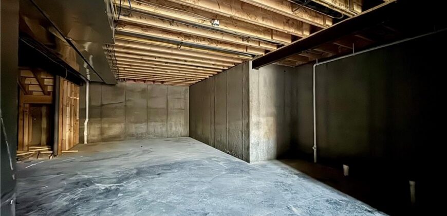 10316 N Smalley Drive, Kansas City, MO 64157