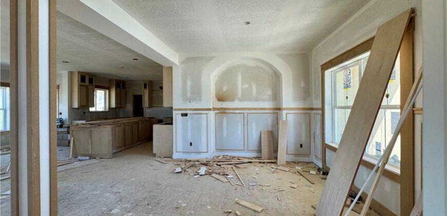 10316 N Smalley Drive, Kansas City, MO 64157