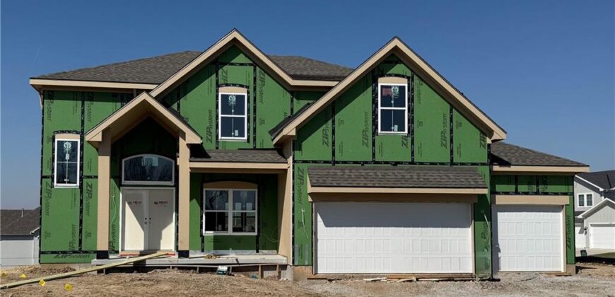 10316 N Smalley Drive, Kansas City, MO 64157