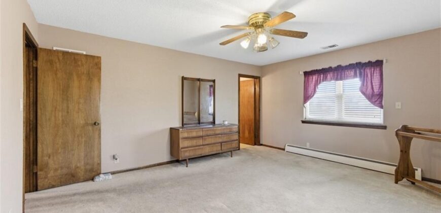 3232 N Forest Avenue, Kansas City, MO 64116