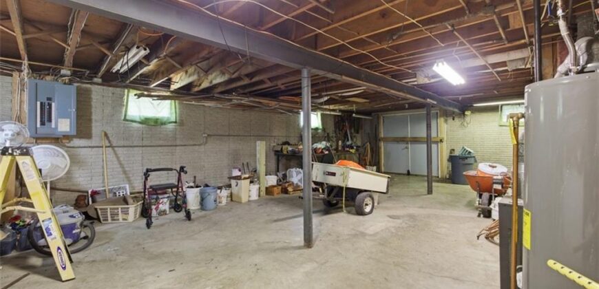 3232 N Forest Avenue, Kansas City, MO 64116