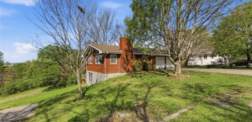 3232 N Forest Avenue, Kansas City, MO 64116