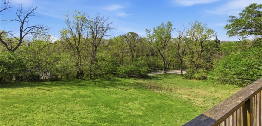 3232 N Forest Avenue, Kansas City, MO 64116