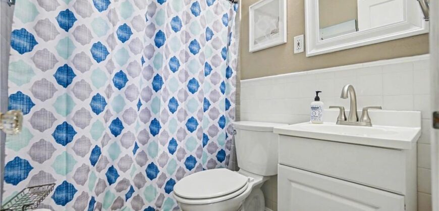 5044 NE Marvin Road, Kansas City, MO 64118