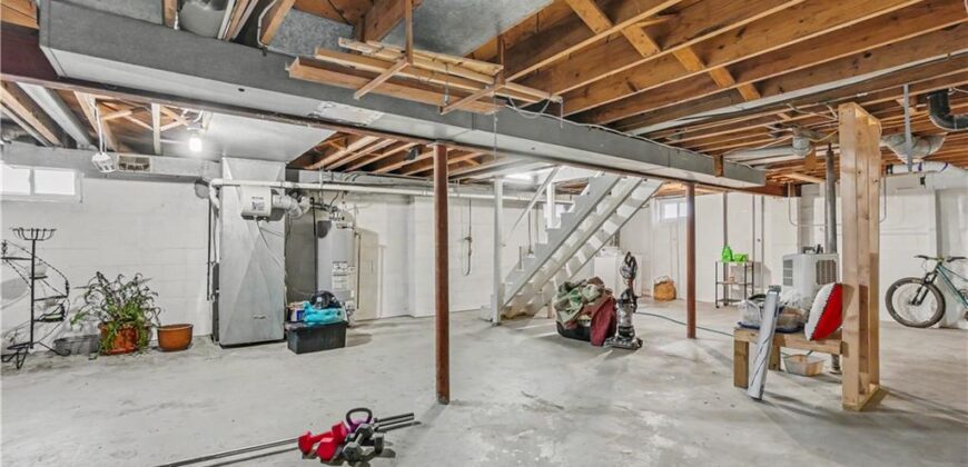 5044 NE Marvin Road, Kansas City, MO 64118