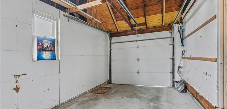 5044 NE Marvin Road, Kansas City, MO 64118