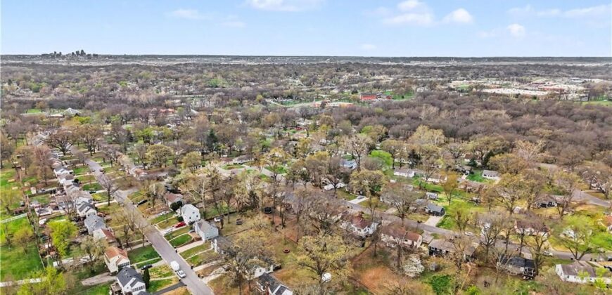 5044 NE Marvin Road, Kansas City, MO 64118