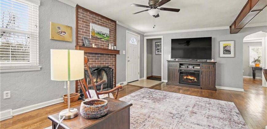 5044 NE Marvin Road, Kansas City, MO 64118