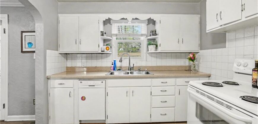 5044 NE Marvin Road, Kansas City, MO 64118