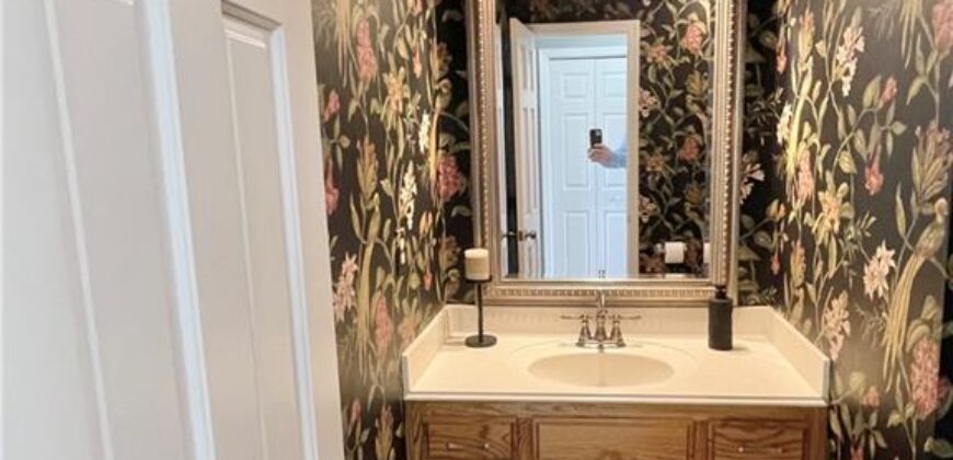 1637 83rd Terrace, Kansas City, MO 64118