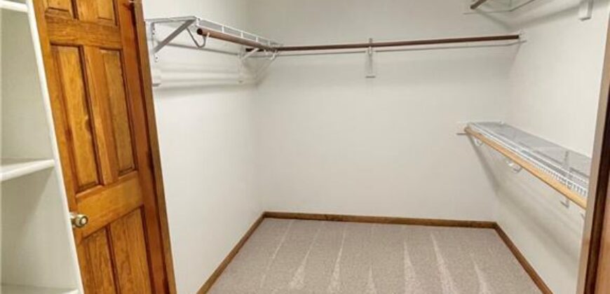 1637 83rd Terrace, Kansas City, MO 64118