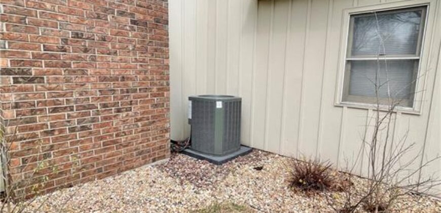 1637 83rd Terrace, Kansas City, MO 64118