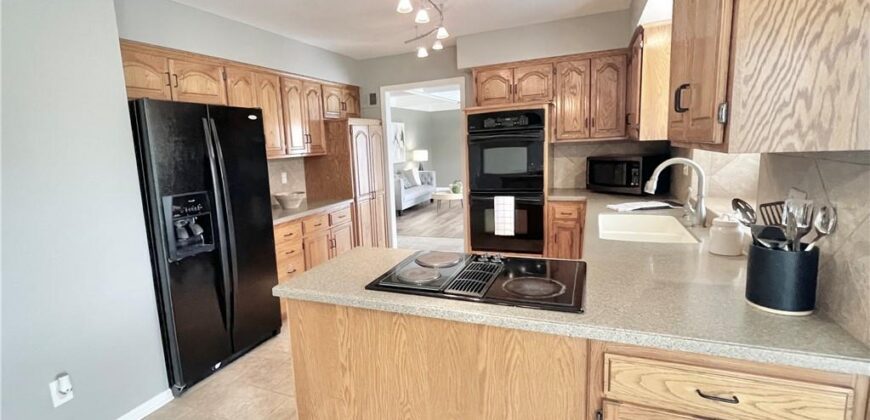 1637 83rd Terrace, Kansas City, MO 64118