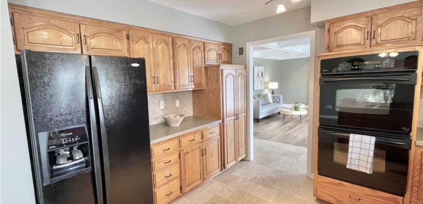 1637 83rd Terrace, Kansas City, MO 64118