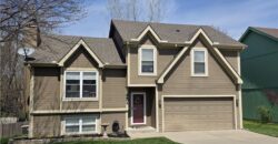 8604 NE 112th Street, Kansas City, MO 64157