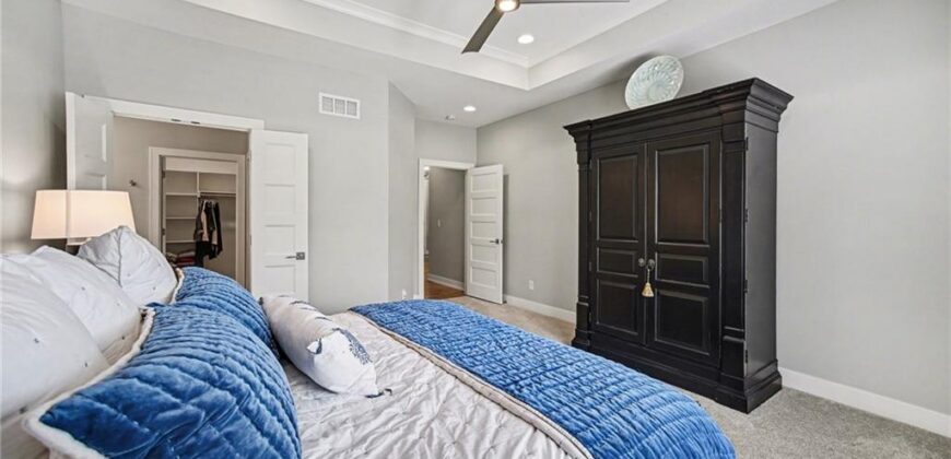 9201 Lime Stone Road, Parkville, MO 64152