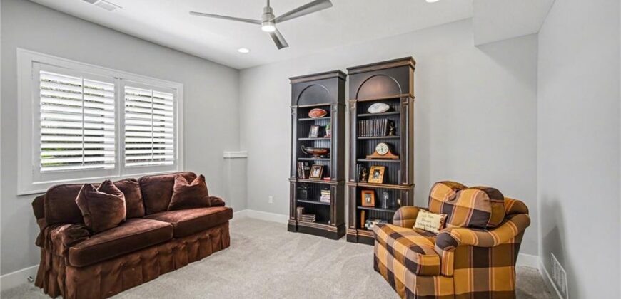 9201 Lime Stone Road, Parkville, MO 64152