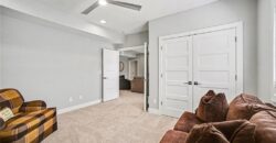 9201 Lime Stone Road, Parkville, MO 64152